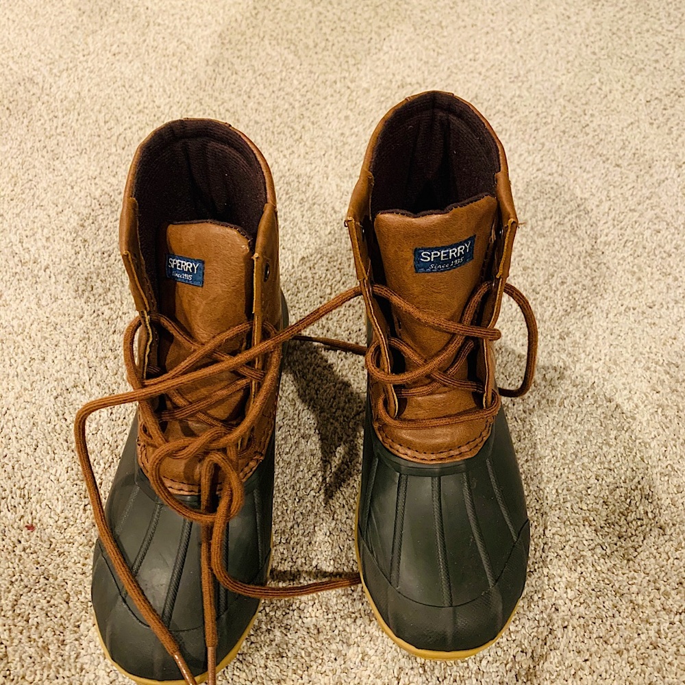 Sperry boots for boys